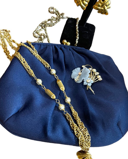 Vintage Lot Evening bag, gold necklace, flower brooch, earrings gold finish