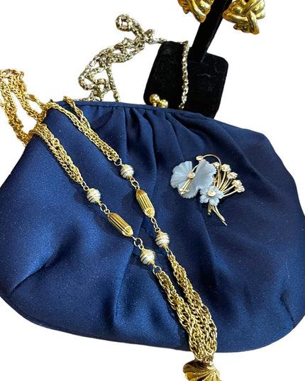 Vintage Lot Evening bag, gold necklace, flower brooch, earrings gold finish