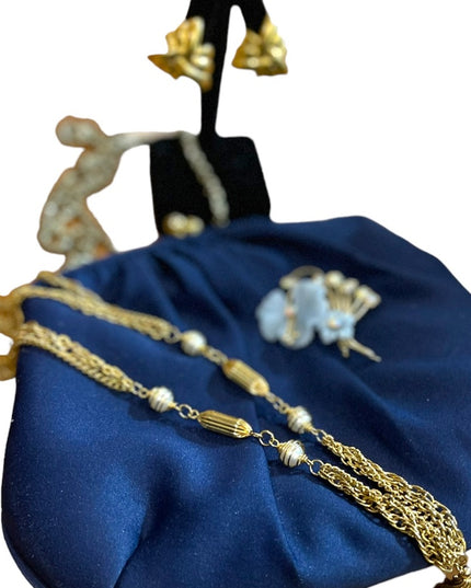 Vintage Lot Evening bag, gold necklace, flower brooch, earrings gold finish