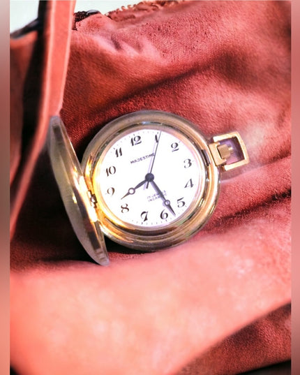 Vintage Magestime Pocket watch gold 17 jewls