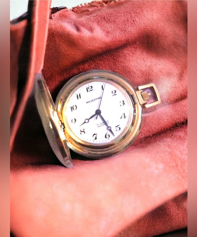 Vintage Magestime Pocket watch gold 17 jewls