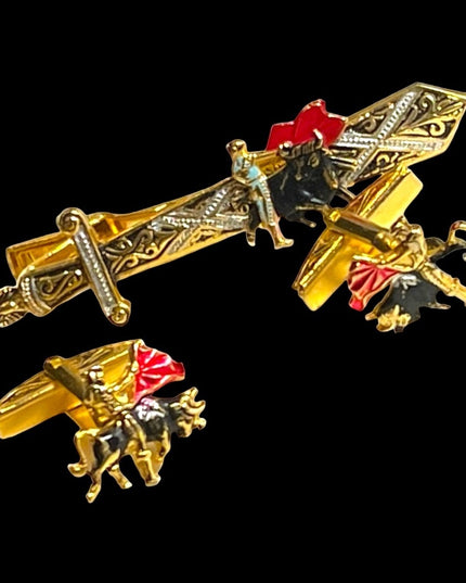 Vintage 1950s Gold plate  Spain DAMASCENE cufflinks & clip Bull fighter SET