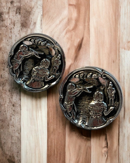 Vintage silver finish ornate detailed hunting scene shooting cufflinks
