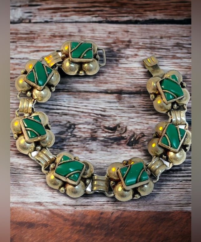 Vintage Sterling green agate mexico bracelet
