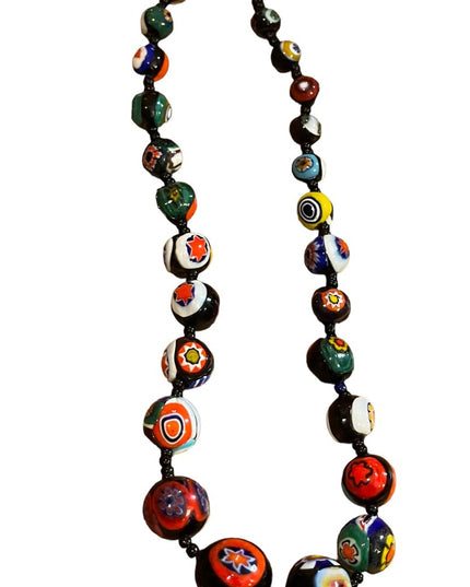 Vintage Graduated Italian Italy Venetian glass bead necklace Millefiore