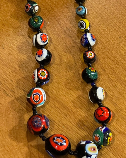 Vintage Graduated Italian Italy Venetian glass bead necklace Millefiore