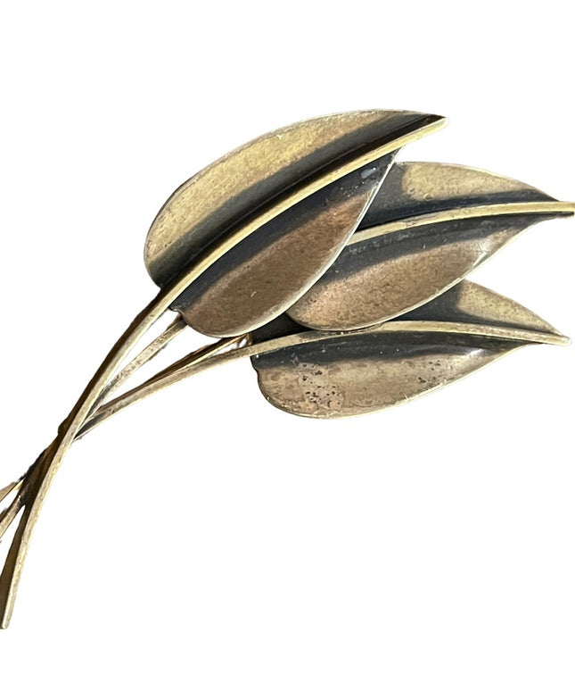 Sterling silver 925 by Jewel Art Wispy antiqued leaf  brooch vintage 1960s