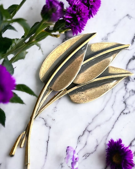 Sterling silver 925 by Jewel Art Wispy antiqued leaf  brooch vintage 1960s