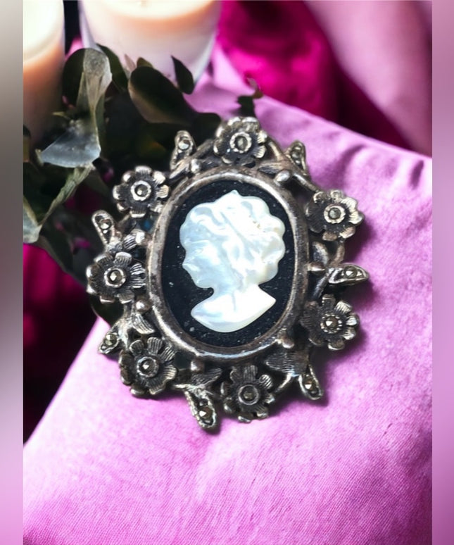 Vintage Sterling silver marcasite cameo pendant