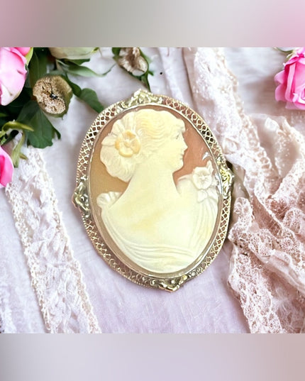 Vintage Mid Century Carved Shell Cameo Large silver brooch Victorian Lady