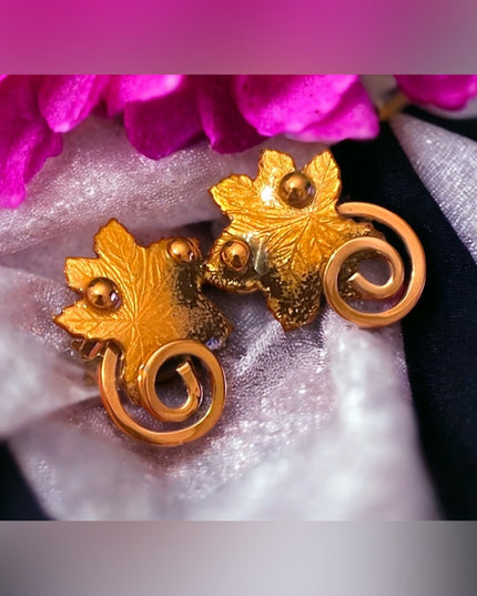 Vintage 1950s Matisse Copper enamel RARE clip on Maple leaf earrings