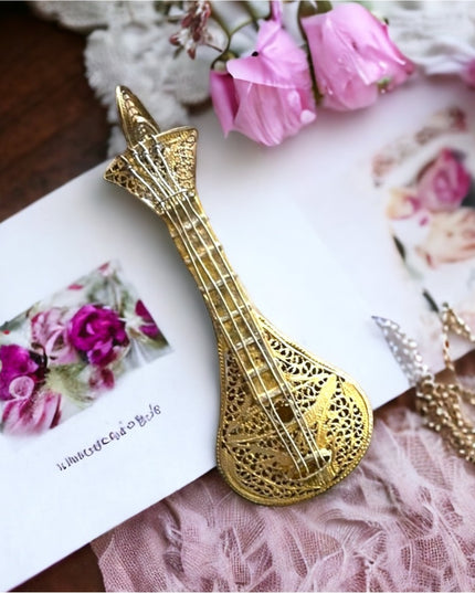 Antique 1880s gold wash 800 silver filagree Mandolin brooch