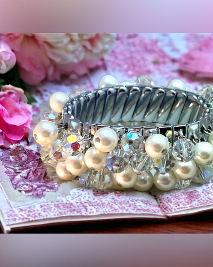 VTG Faux pearl crystal bracelet expandible silver