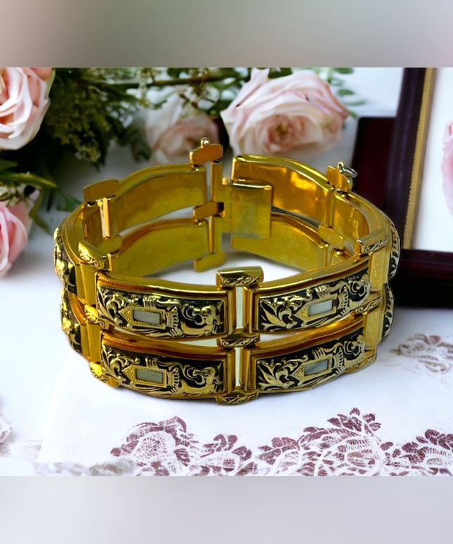 Vintage c1960s Damascene Gold plate heavy thick bangle