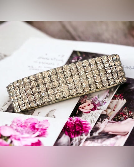 Vintage Crystal stretchy bracelet sparkle