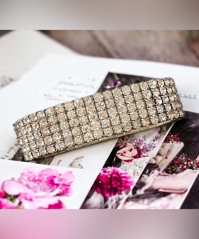 Vintage Crystal stretchy bracelet sparkle