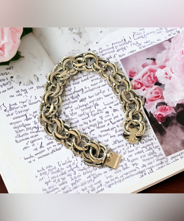 Vintage Chunky sterling silver bracelet 925 Charm