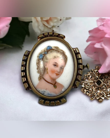 Antique Limoges France Ceramic Cameo brooch lady