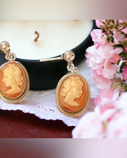 Vintage sterling silver shell cameo pierced earrings