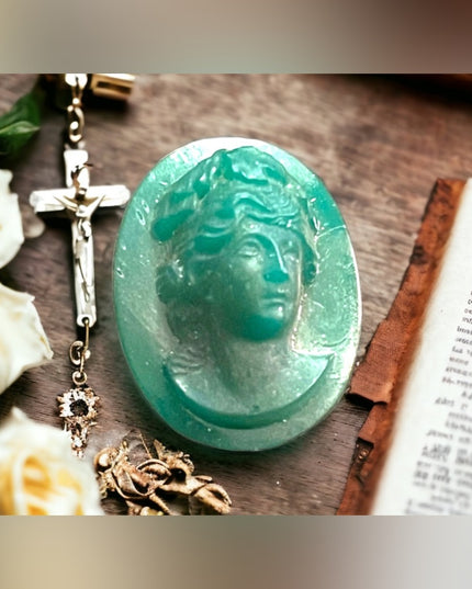Antique Green agate glass carved rare Unset unframed high relief cameo