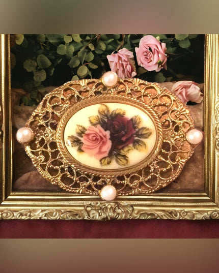Vintage faux pearl gold tone flower cameo brooch