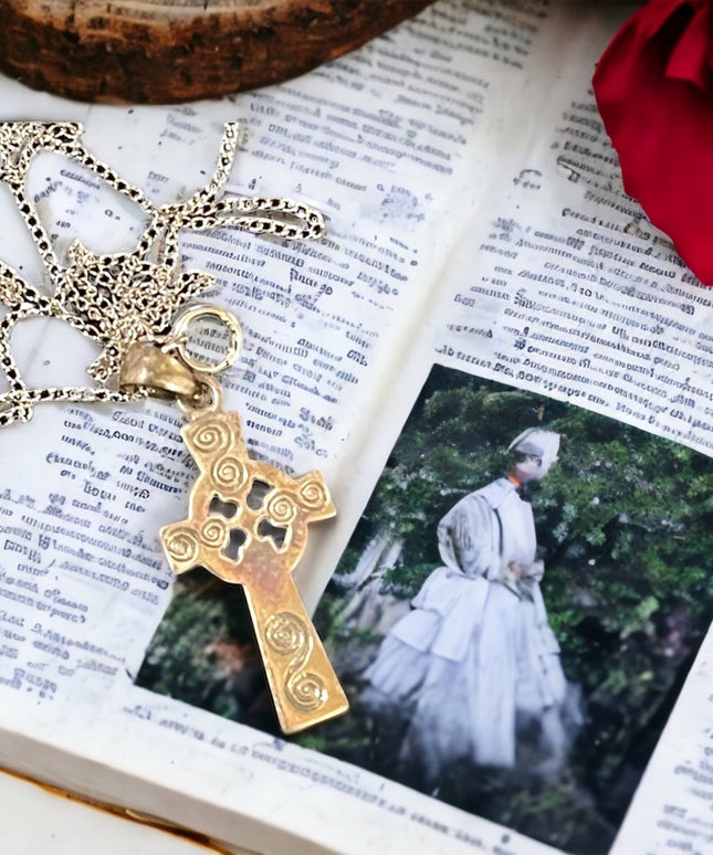 sterling silver chain with sterling silver celtic cross pendant necklace