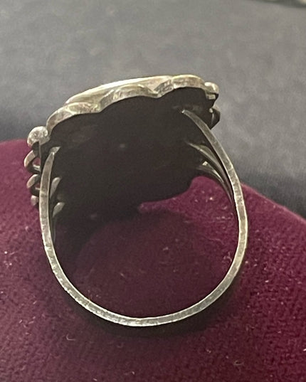 Vintage 1950s Native American Southwestern Black onyx Silver ring