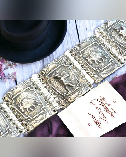 Vintage 800 Silver story book chunky link panel bracelet Latin Columbian