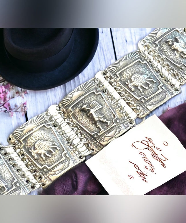 Vintage 800 Silver story book chunky link panel bracelet Latin Columbian