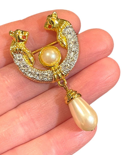 Vintage 1980s Lion Head gold finish rhinestone faux pearl fancy brooch