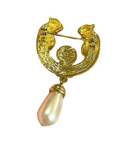 Vintage 1980s Lion Head gold finish rhinestone faux pearl fancy brooch
