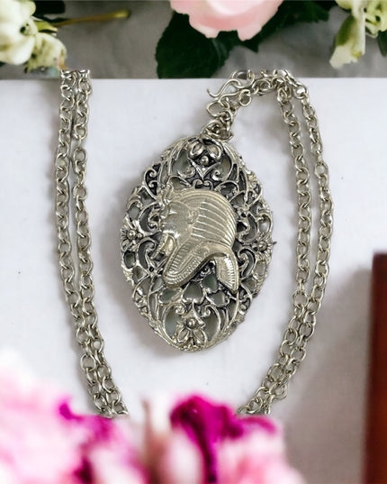 Vintage Silver tone EGYPTIAN King Tut Large pendant necklace