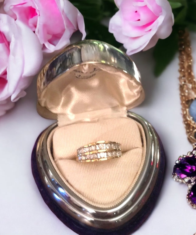 10kt Gold Diamond engagement anniversary  .5 TCW