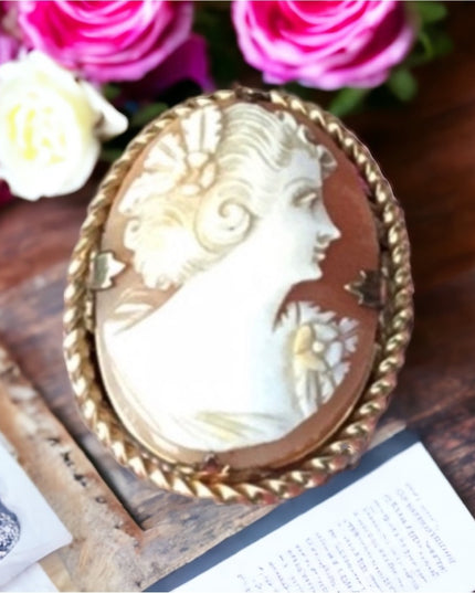 Vintage Gold filled cameo brooch pendant
