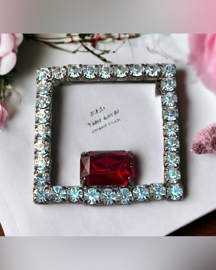 Vintage Crystal rhinestone brooch