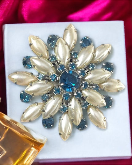 Vintage 1960s Large faux pearl & blue crystal flower brooch