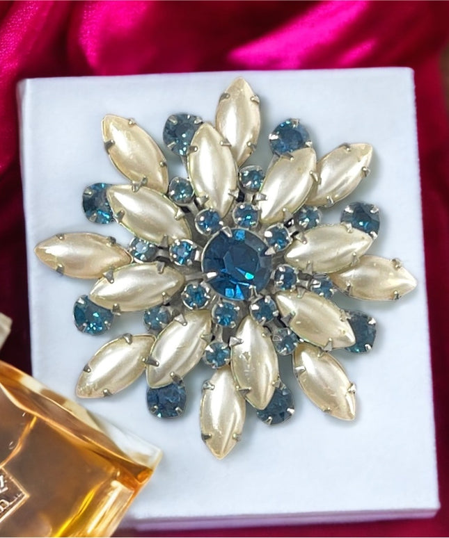Vintage 1960s Large faux pearl & blue crystal flower brooch