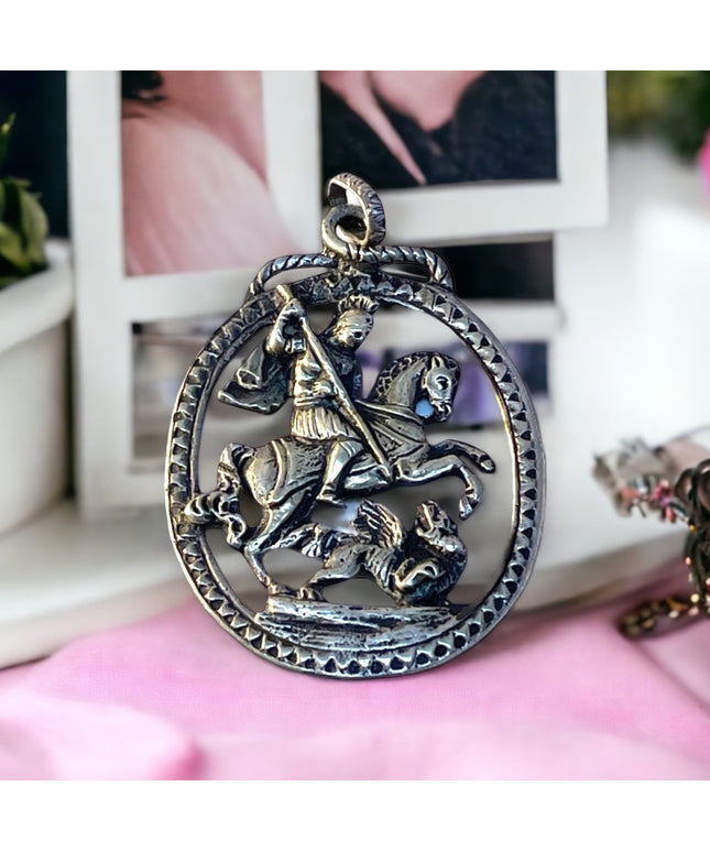 LG VTG Sterling silver St George pendant medalian