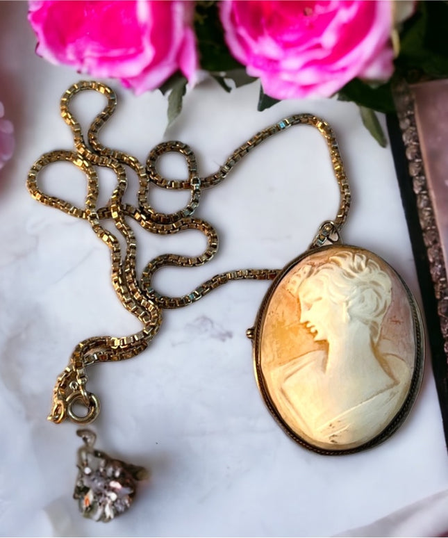 Antique Sterling Silver shell Cameo 18” Necklace
