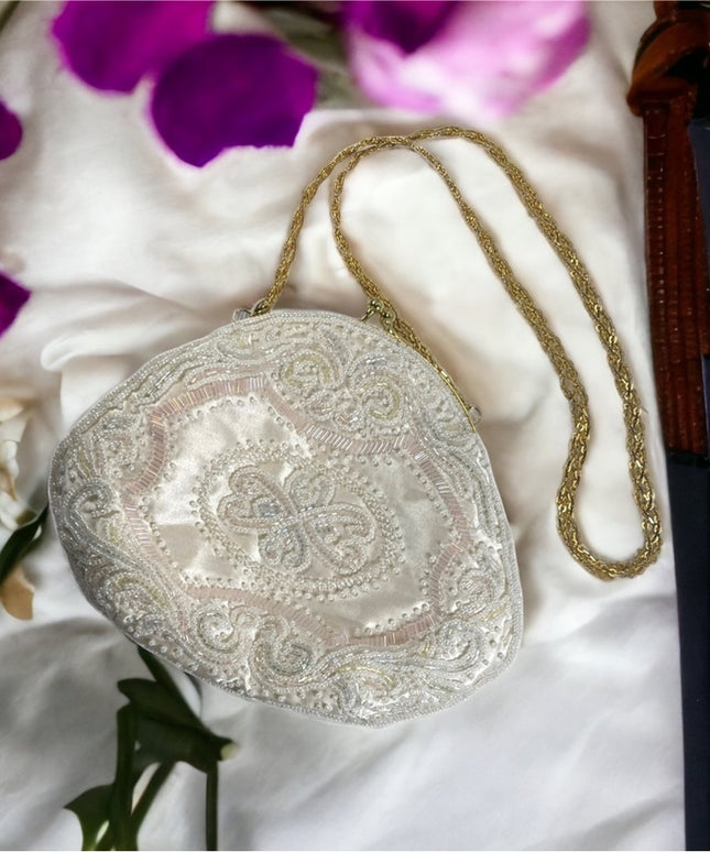 Lovely vintage white pastel pink & white micro bead purse gold shoulder strap
