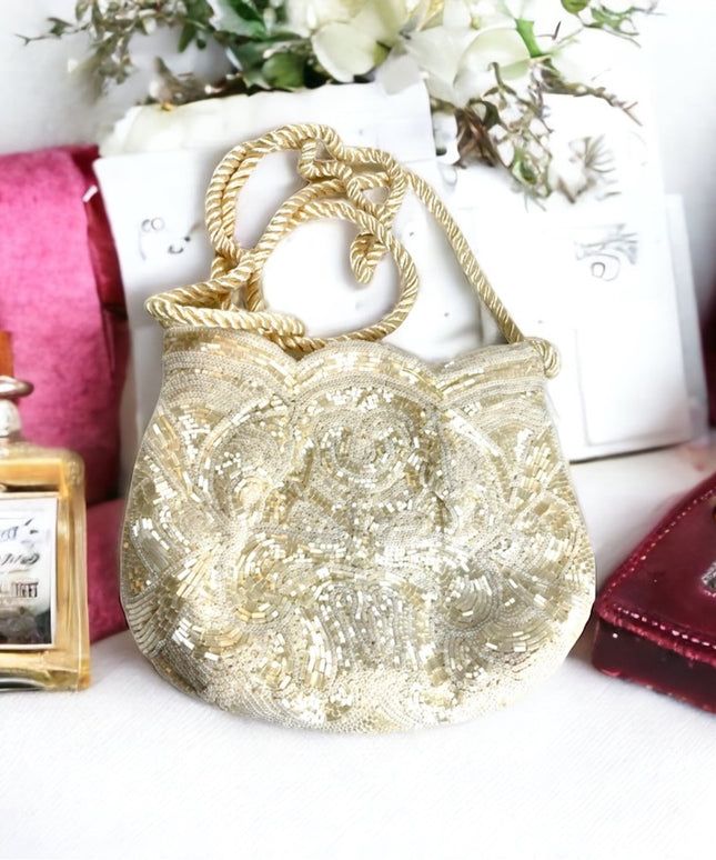 Vintage heavy 1950s fancy paisley design Seed bead purse shoulder bag wedding