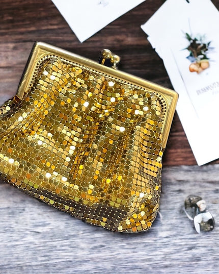 Vintage 1960s Gold metal chain mail change purse rhinestone kiss lock