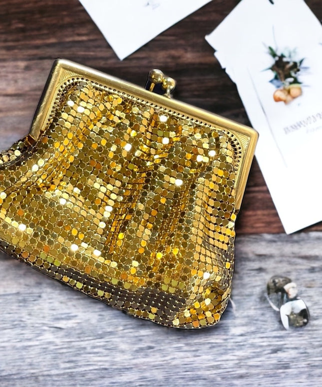 Vintage 1960s Gold metal chain mail change purse rhinestone kiss lock