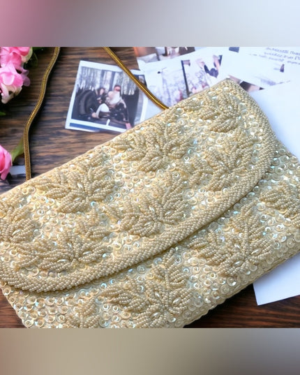 Vintage c1959s Micro Bead wedding bag easter white