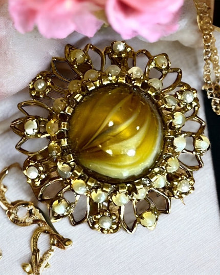 Vintage CZECH glass 1940s faux pearl brass antiqued finish brooch