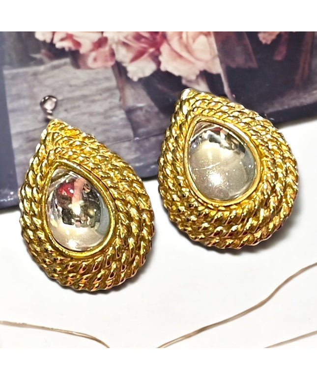 Vintage gold tone glass chunky earrings clip on tear drop