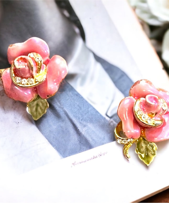 Lovely Vintage Pink roses Enameled Rhinestone crystal clip on earrings