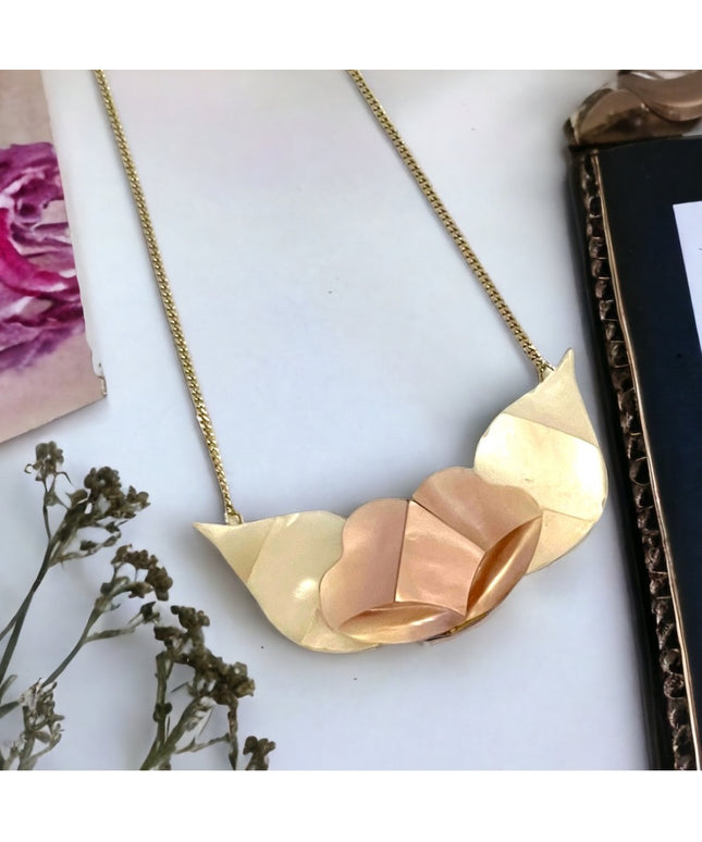 Vintage 1970s Alpaca Mexico MOP Mother of pearl Silver finish necklace