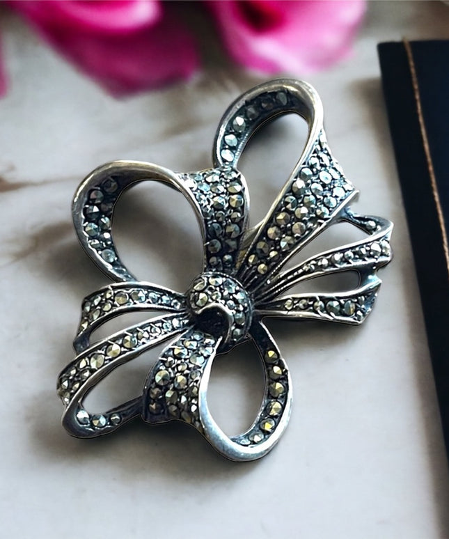 Vintage sterling silver 925 marcasite bow brooch