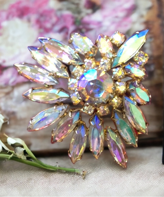 VTG 1950s Crystal AB brooch beauty